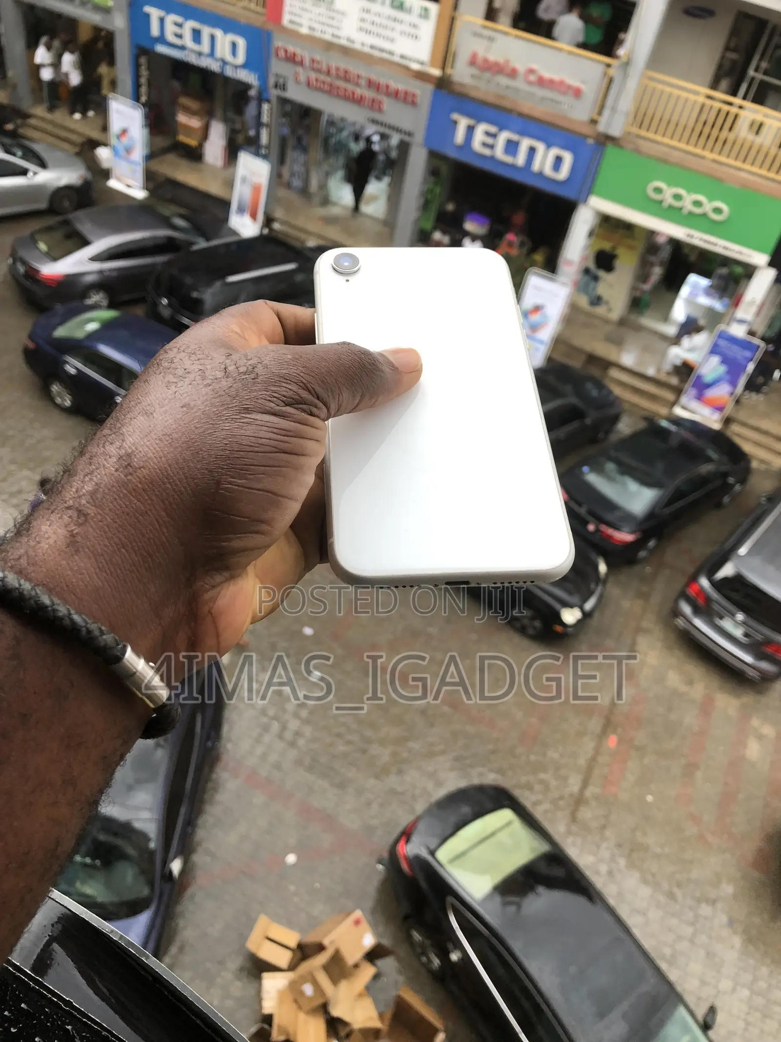 Apple iPhone XR 64 GB White