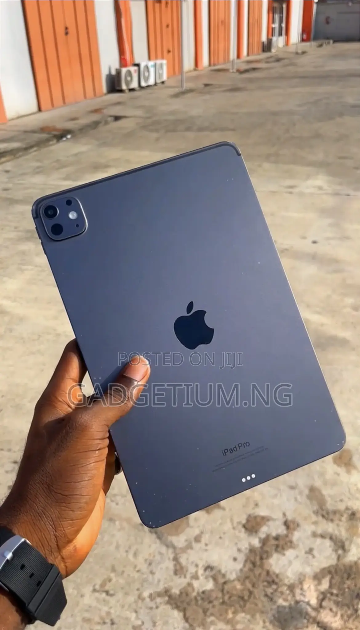 Apple iPad Pro 1 TB Gray