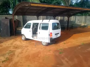 Suzuki Every 2010 White