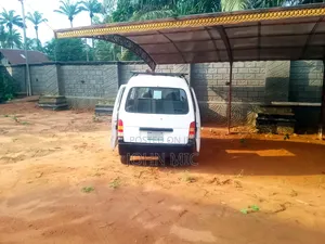 Suzuki Every 2010 White