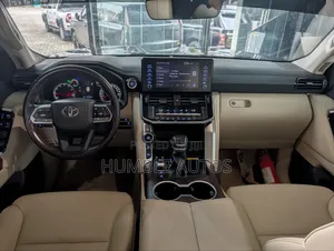 Toyota Land Cruiser 2024 Black