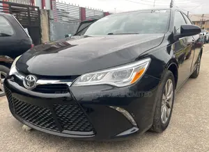 Toyota Camry XLE 4dr Sedan (3.5L 6cyl 6A) 2017 Black