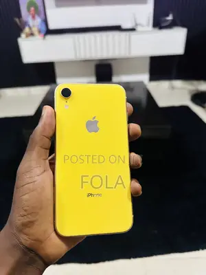 Apple iPhone XR 64 GB Yellow