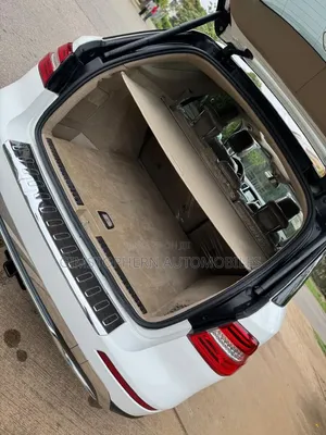 Mercedes-Benz M Class ML350 4MATIC 4dr SUV AWD (3.5L 6cyl 7A) 2015 White