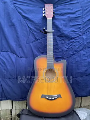 YAMAHA Acoustic Guitar