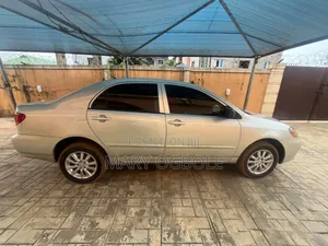 Toyota Corolla 2004 Red