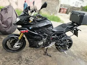 BMW S 1000 XR 2023 Black