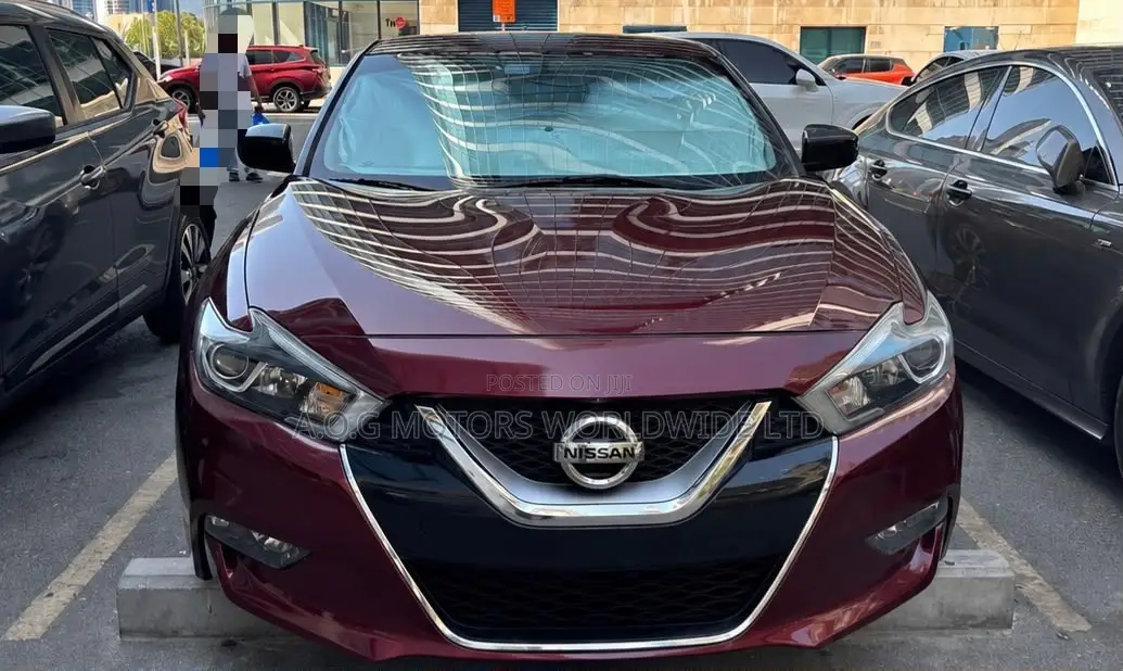 Nissan Maxima 3.5 Platinum 2017 Red