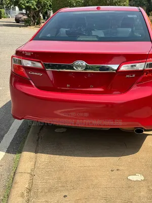 Toyota Camry 2014 Red