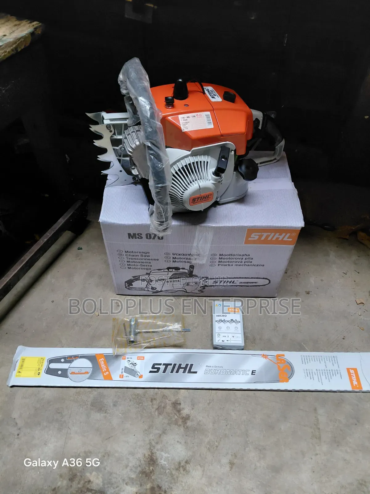 STIHL Ms 070 Gasoline Chainsaw Machine