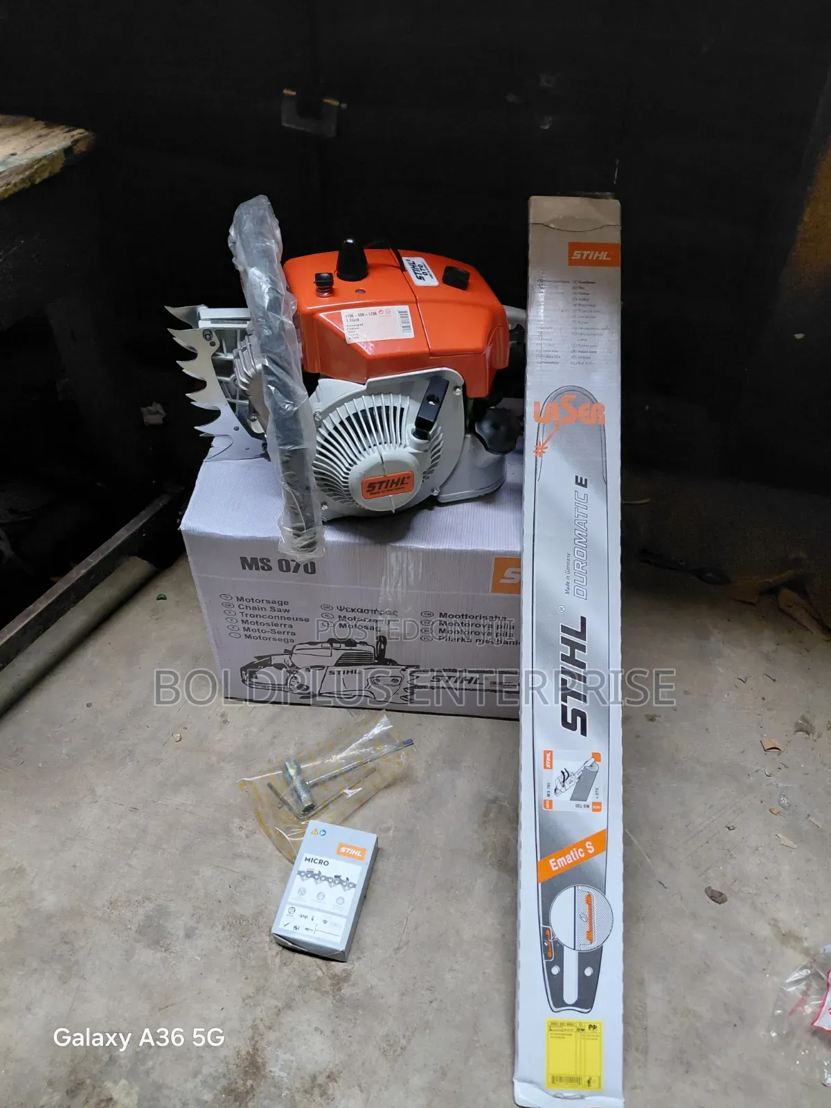 STIHL Ms 070 Gasoline Chainsaw Machine
