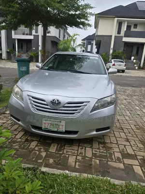 Toyota Camry 2009 Silver