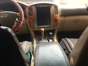 Lexus LX 470 Sport Utility 2006 Black