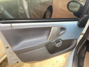 Toyota Aygo 1.4 D 3-Door 2007 Silver