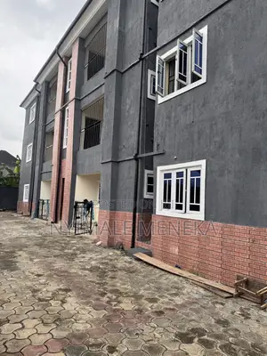 2bdrm Block of Flats in New Road, Rumuduru for rent