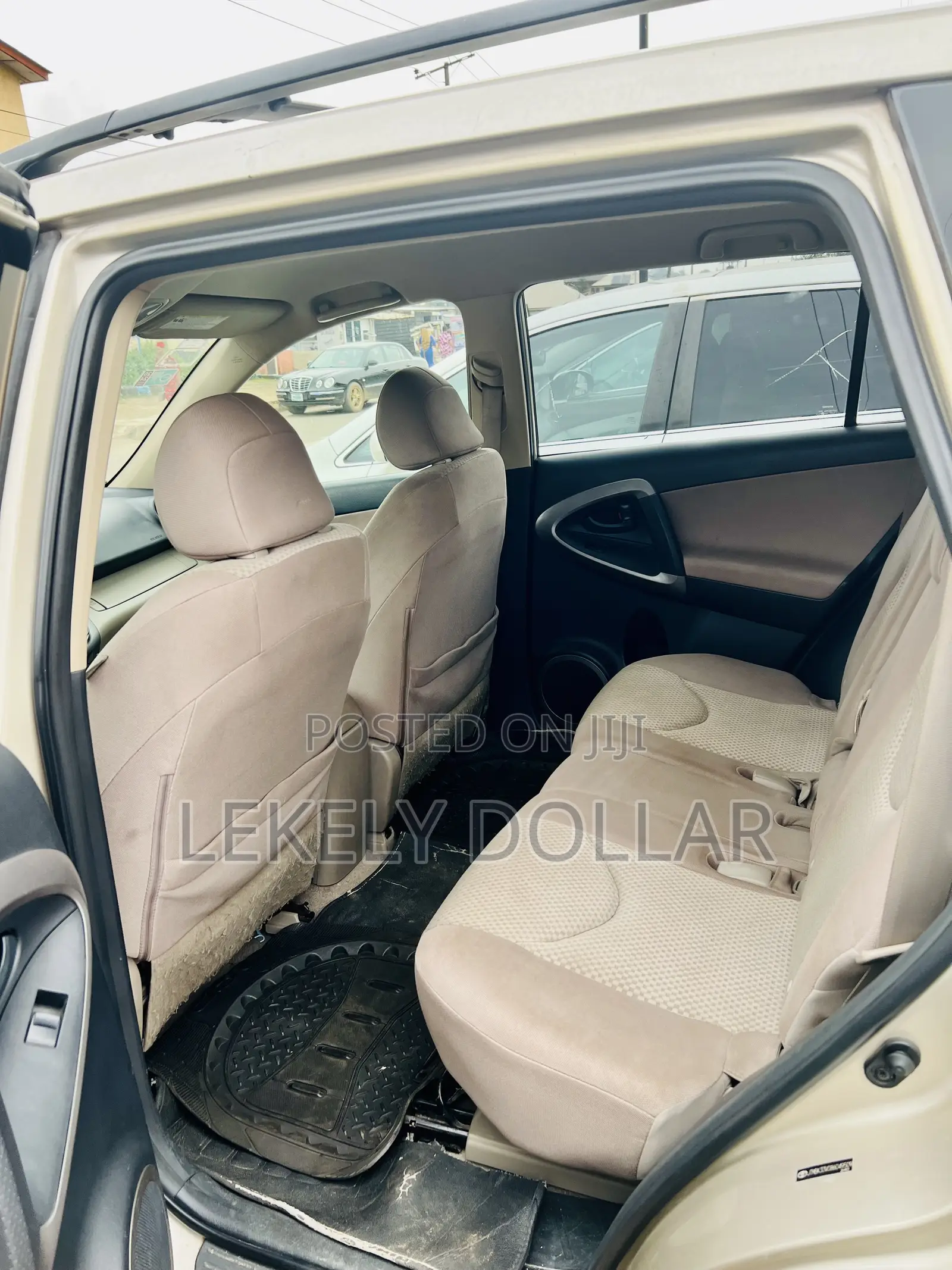 Toyota RAV4 2008 Gold