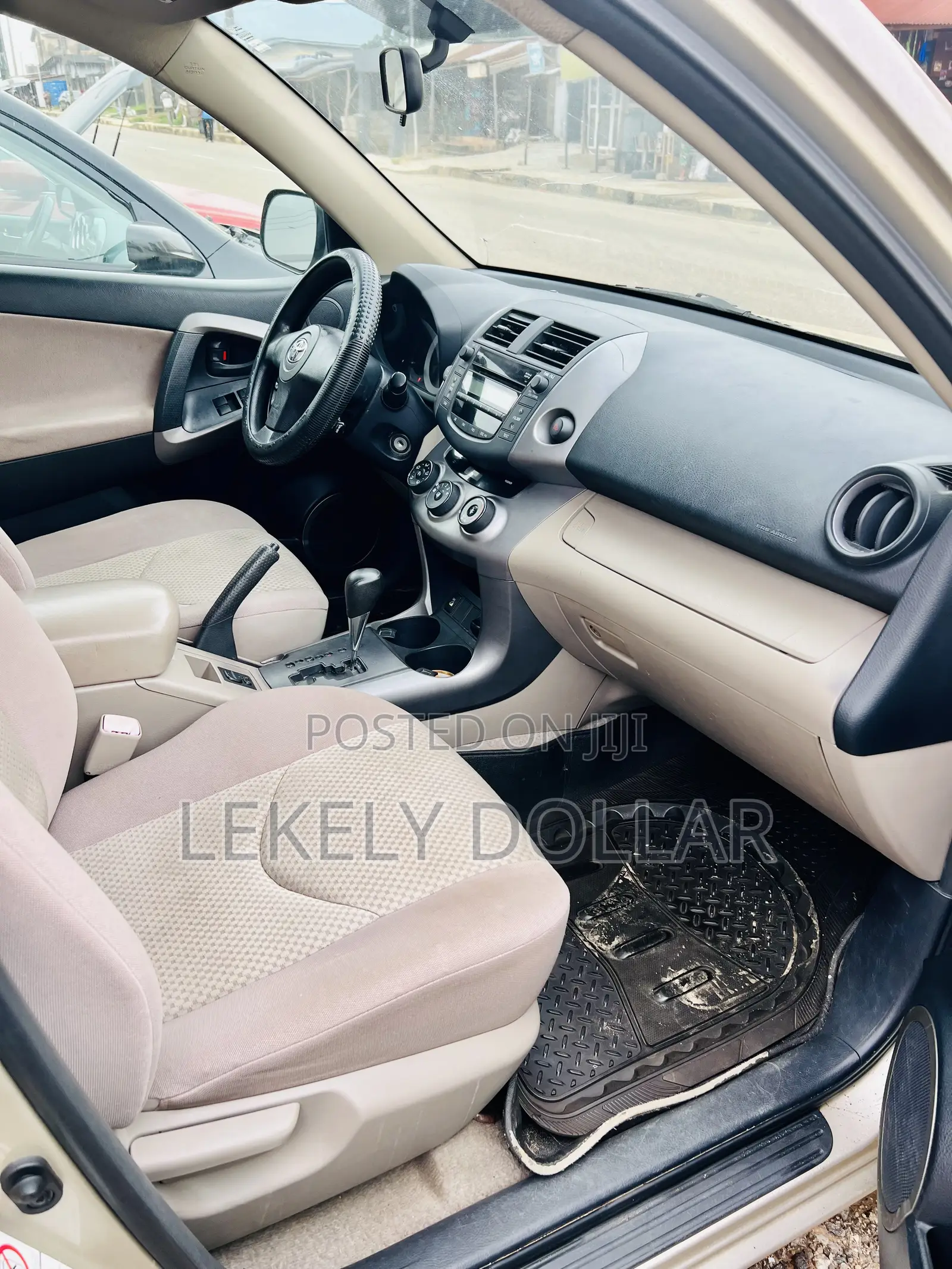 Toyota RAV4 2008 Gold