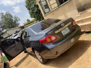Toyota Corolla 1.8 Advanced 2009 Gray