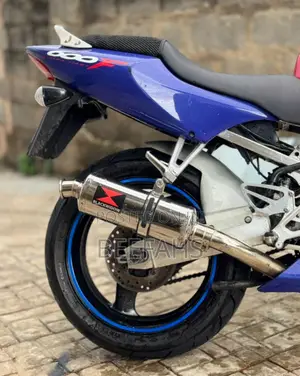 Honda CB 2014 Blue