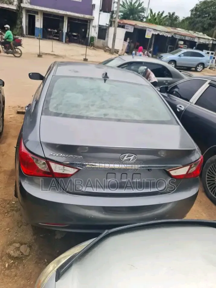Hyundai Sonata 2012 Gray