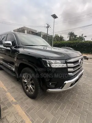 New Toyota Land Cruiser Prado 2.8 2024 Black