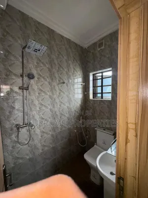 2bdrm Block of Flats in Oluyole Extension, Ibadan for rent