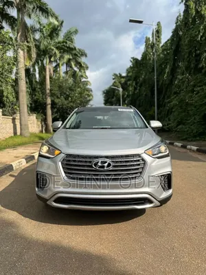 Hyundai Santa Fe 2017 Silver