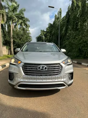 Hyundai Santa Fe 2017 Silver