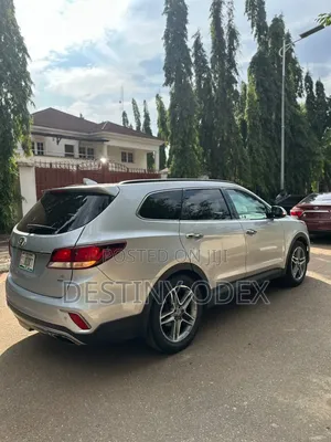 Hyundai Santa Fe 2017 Silver