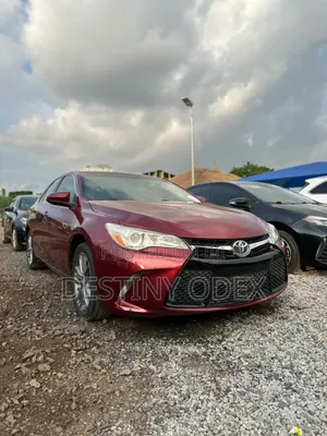 Toyota Camry 2016 Red