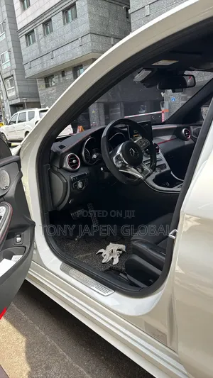 Mercedes-Benz C43 2017 White