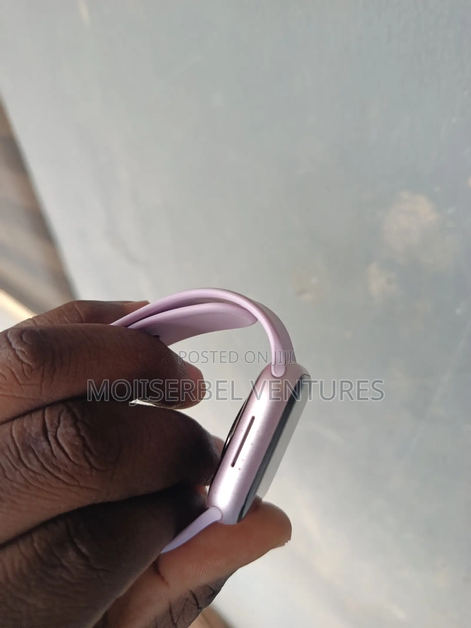 Apple Watch Series 9 41mm Cellular + GPS