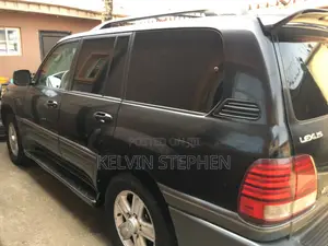 Lexus LX 470 Sport Utility 2006 Black