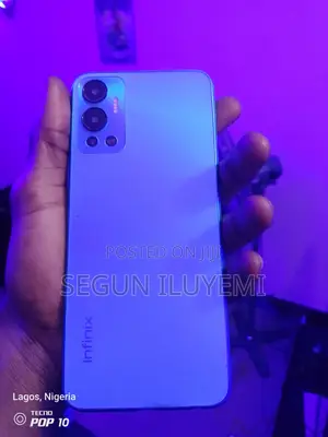Infinix Hot 12 128 GB Blue