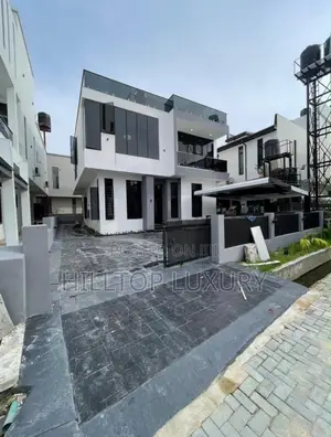 5bdrm Duplex in Ikota for sale