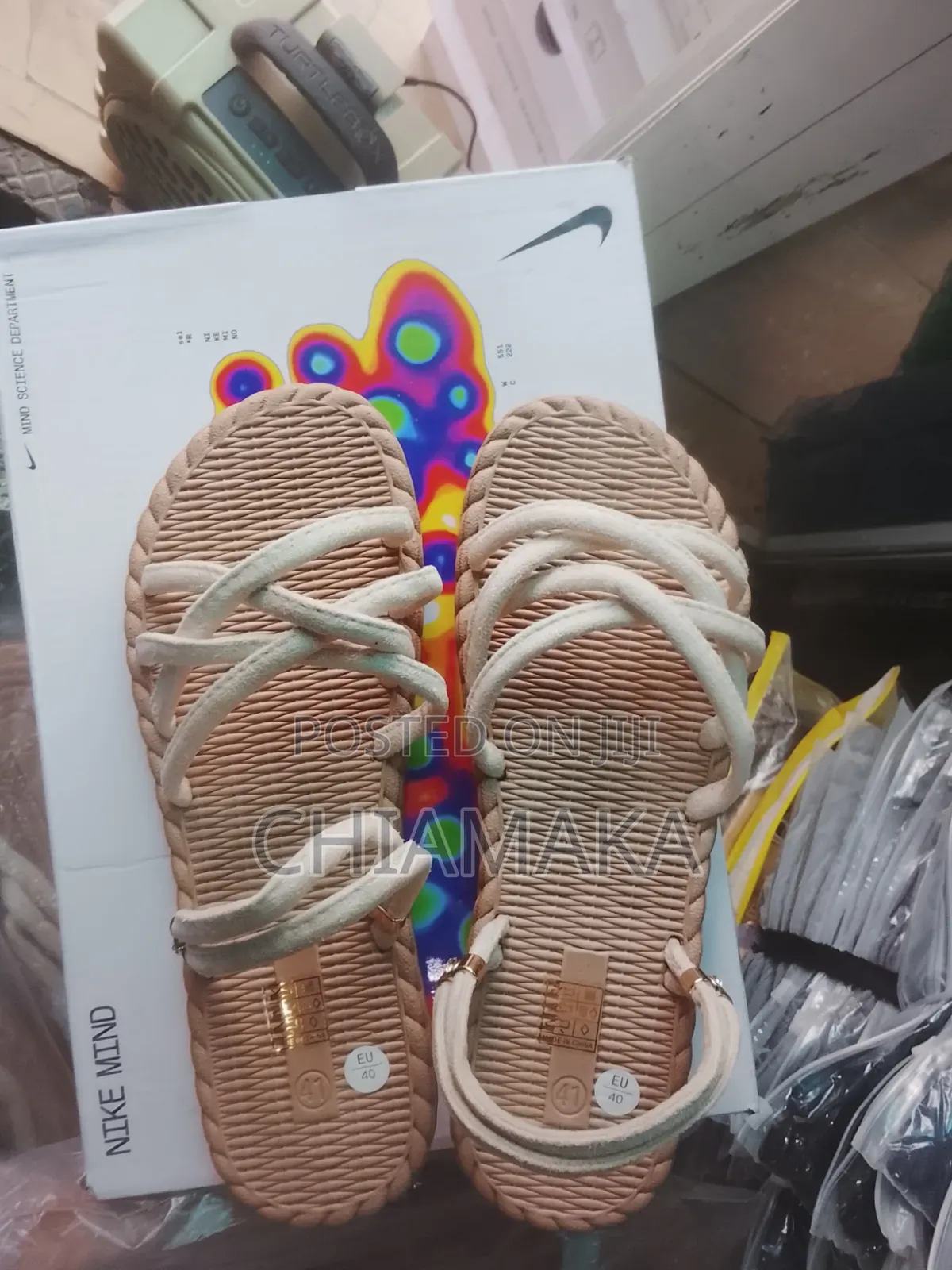 Slippers/Sandals