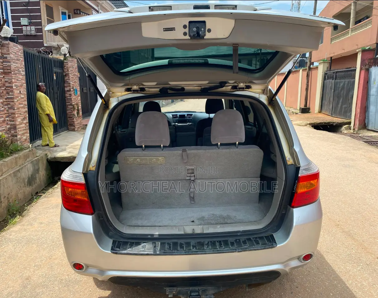 Toyota Highlander 2009 Silver