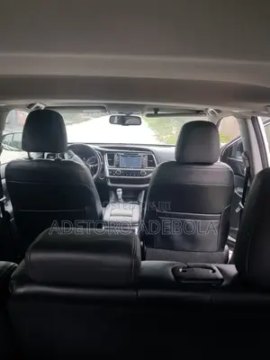 Toyota Highlander XLE V6 4x4 (3.5L 6cyl 6A) 2016 White