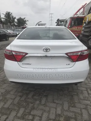 Toyota Camry 2017 White