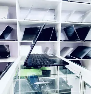 Laptop Asus X555LA 8GB Intel Core i3 HDD 500GB