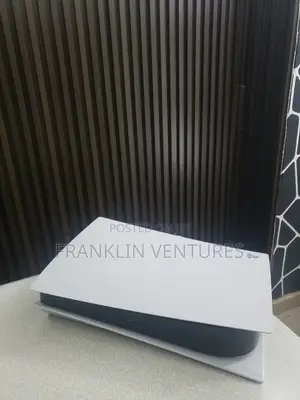 Uk Used PS5 Console Only,no Games ,No Pad
