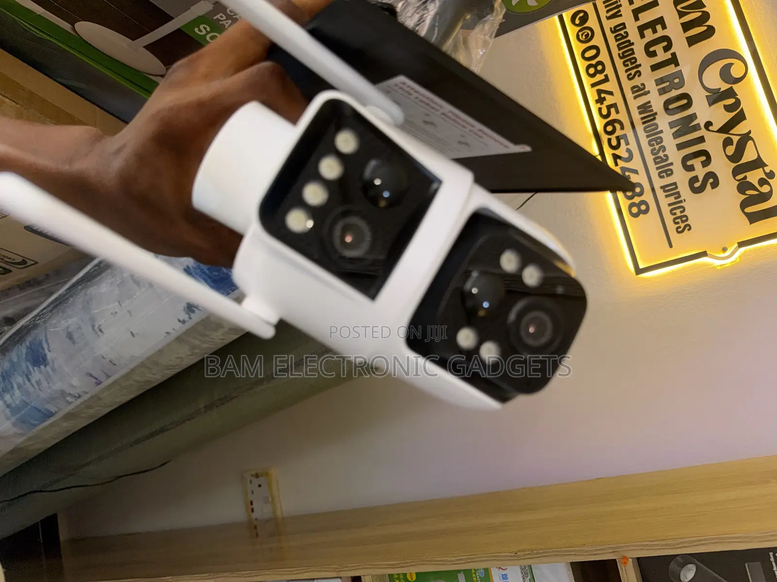 UBox 4G Solar CCTV Camera – Dual Lens, Dual Motion Sensor