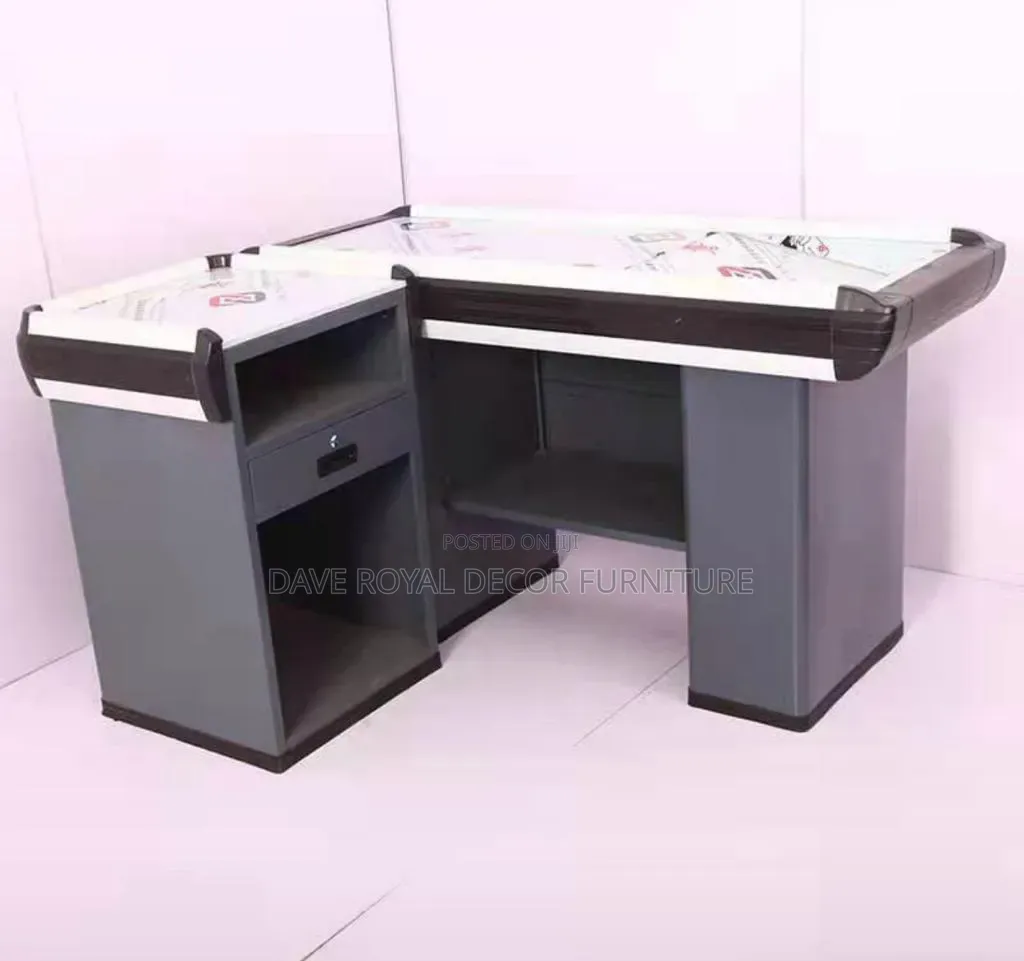 Quality Classic Cashier Table