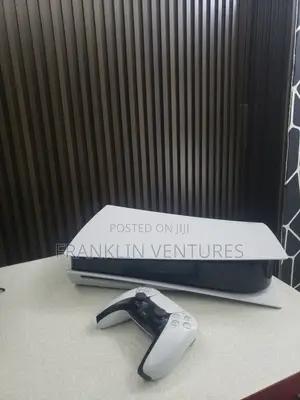 PS5 With One Pad, No Games
