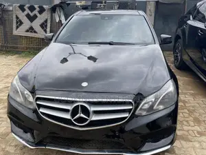 Mercedes-Benz E350 Base 4dr 4Matic Sedan AWD (3.5L 6cyl 7A) 2012 Black