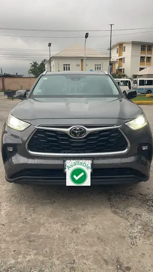 Toyota Highlander Limited 2021 Gray