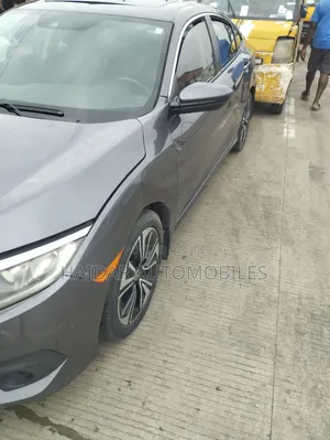 Honda Civic 2016 Gray