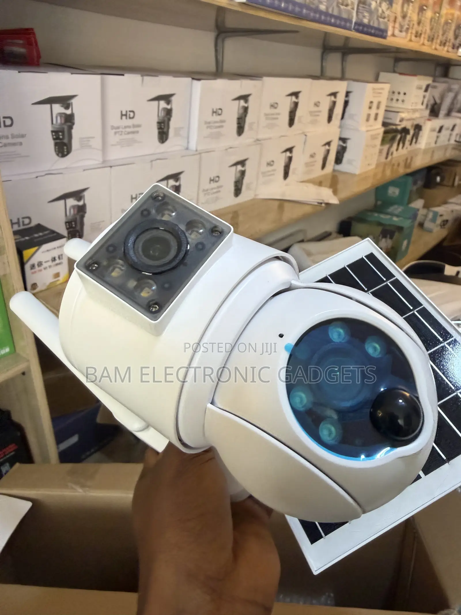 UBox 4G Solar CCTV Camera – Dual Lens