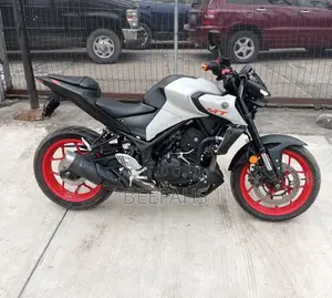 Yamaha 2022 White