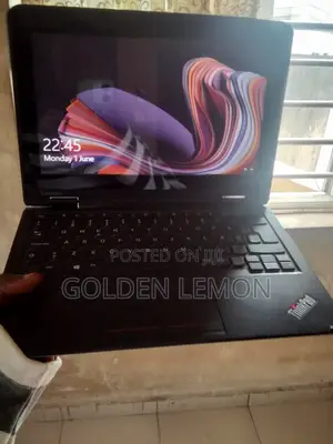 Laptop Lenovo ThinkPad Yoga 4GB Intel Core i3 HDD+SSD 512GB
